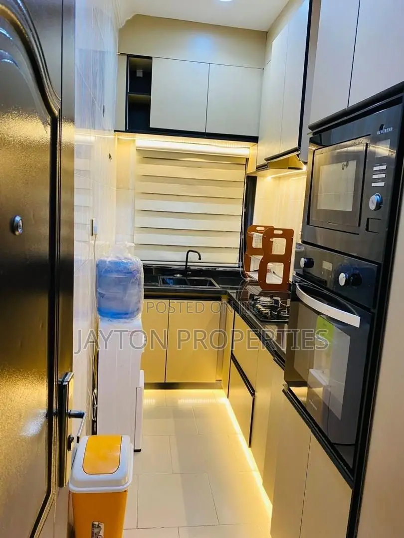 Cozy 3 Bedroom Apartment