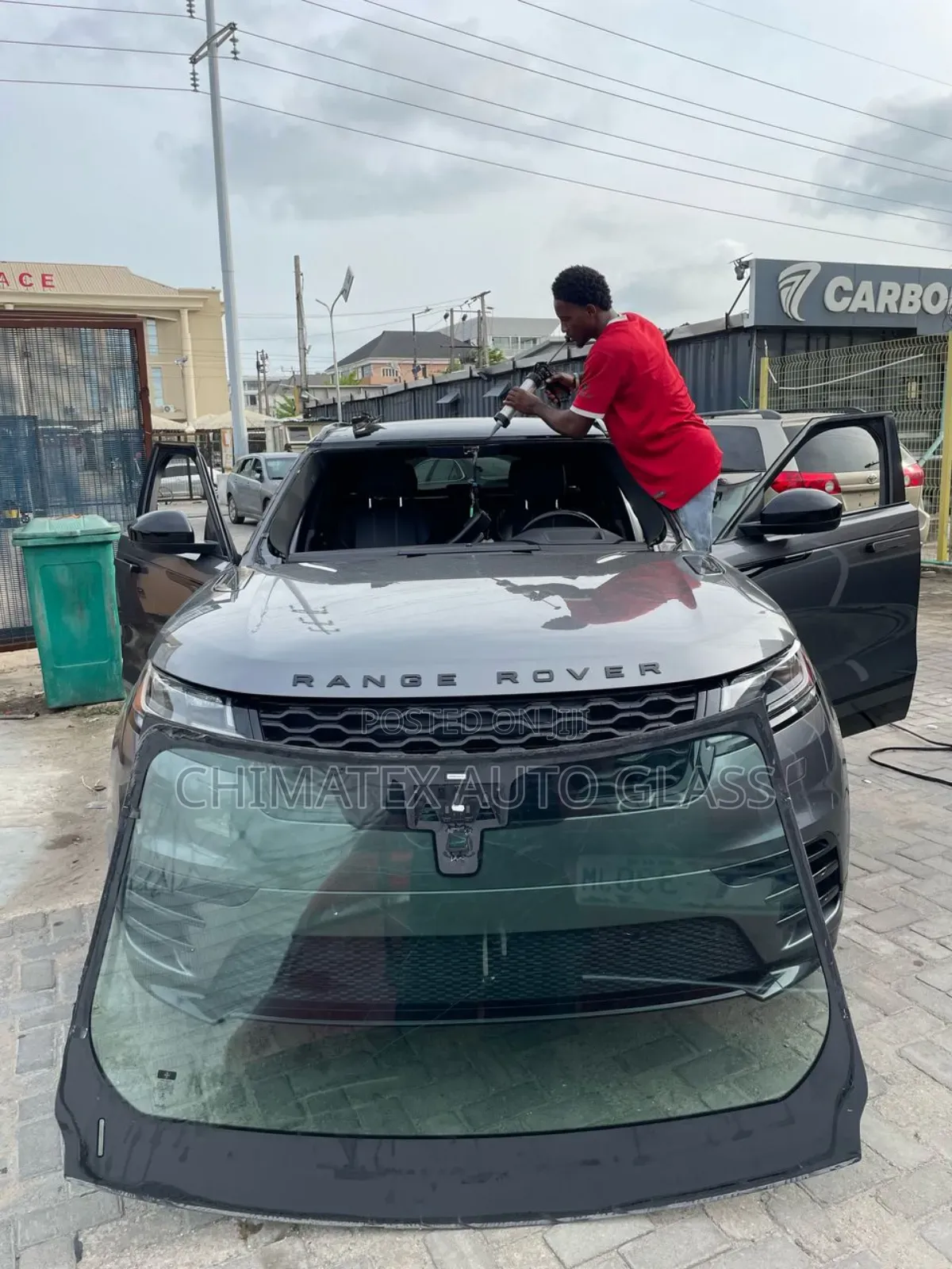 Range Vella 2020 Windscreen Installation We Deliver