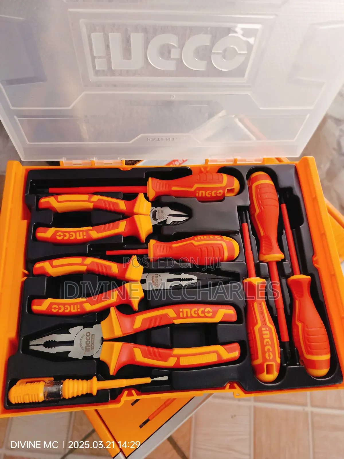 Hktv01h091
9 PCS Insulated Hand Tools Set