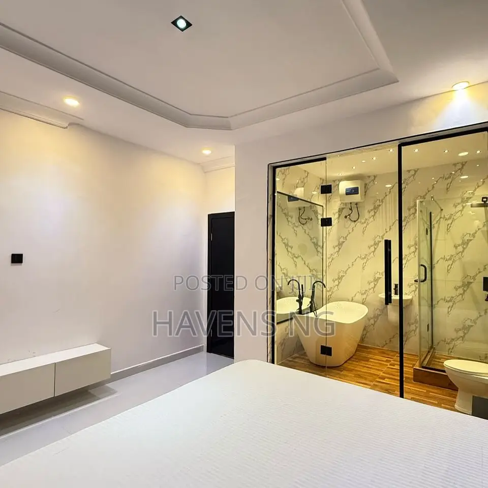 Deluxe 1 Bedroom Apartment.