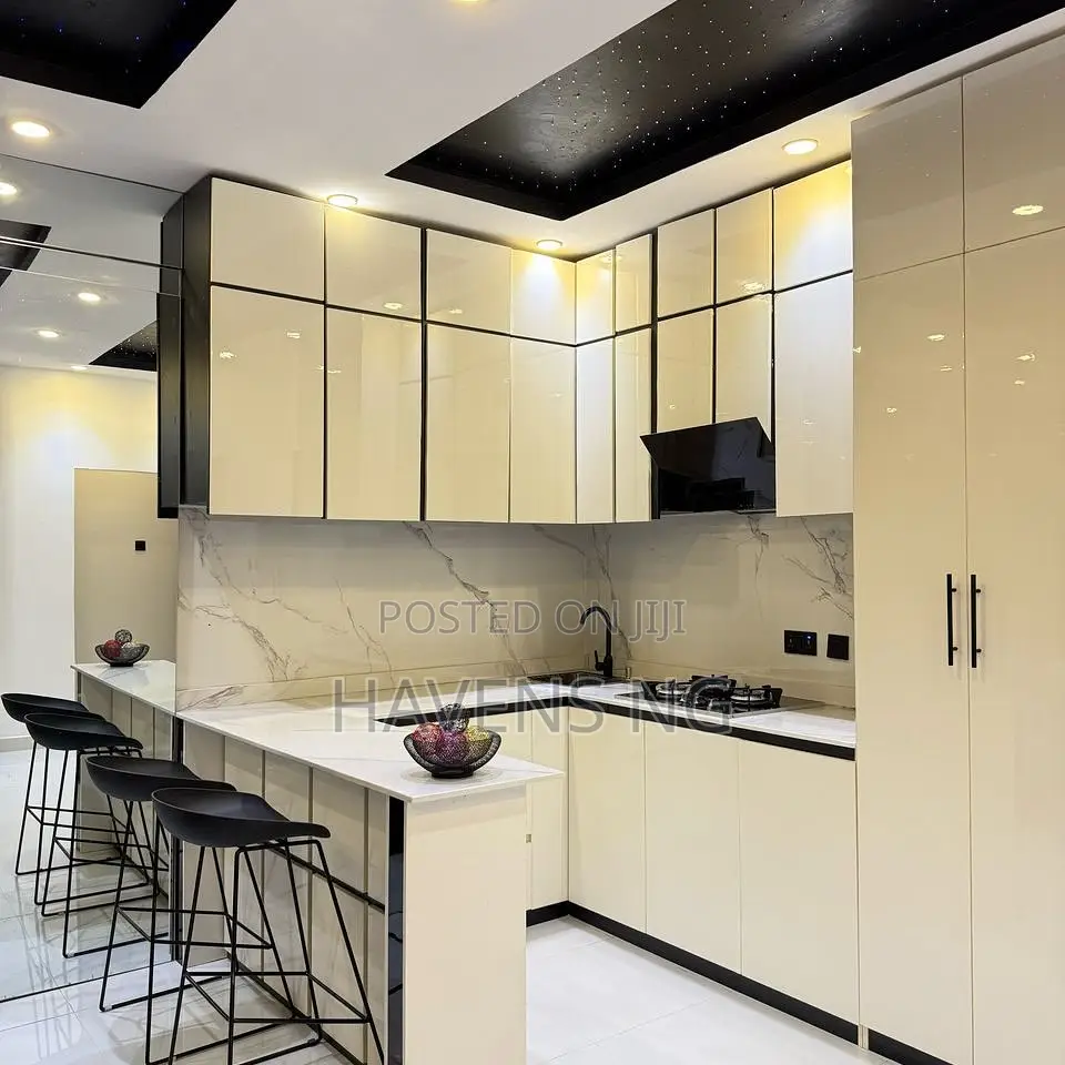 Deluxe 1 Bedroom Apartment.