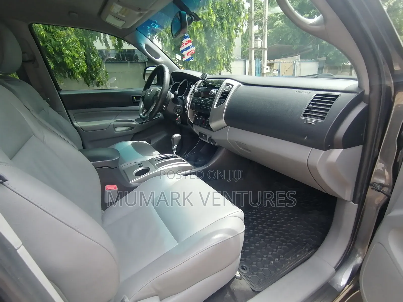 Toyota Tacoma Double Cab V6 Automatic 2012 Gray