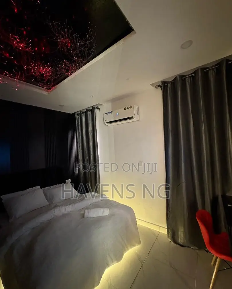1-bedroom Penthouse Apartment With Ps5