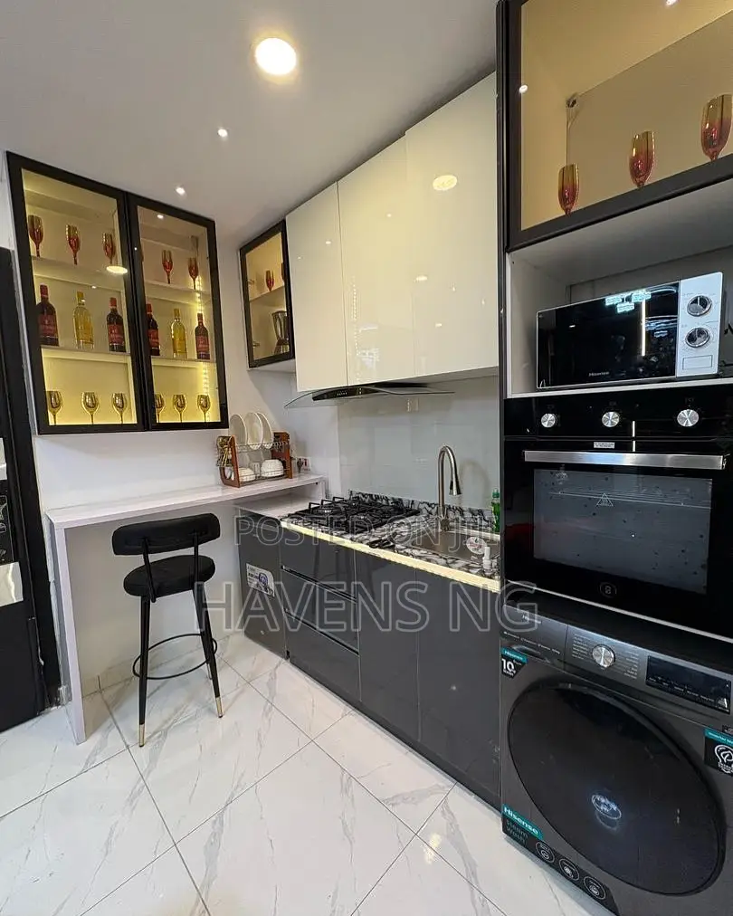 1-bedroom Penthouse Apartment With Ps5