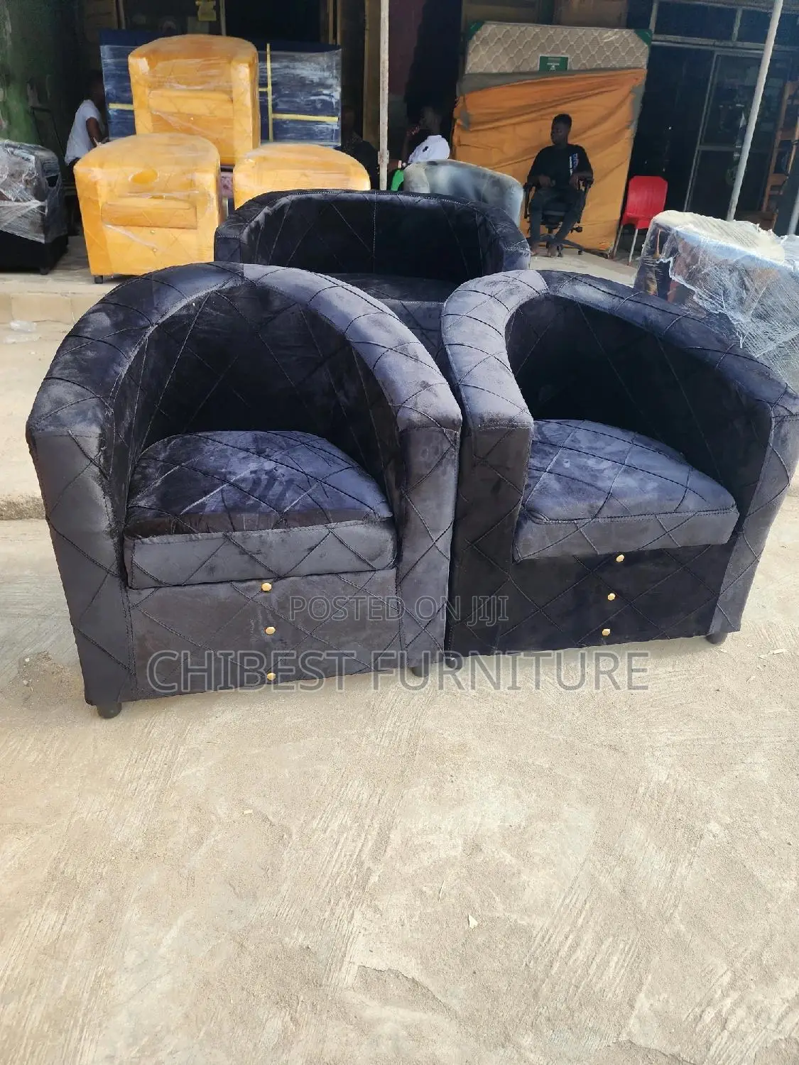 Quality Single Seater Upholstery Padded Sofa Fabric Chair