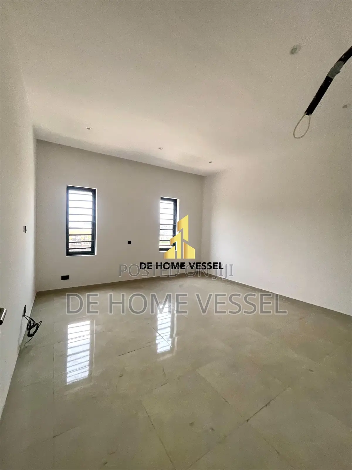 2bdrm Apartment in Lekki Phase 1 for sale