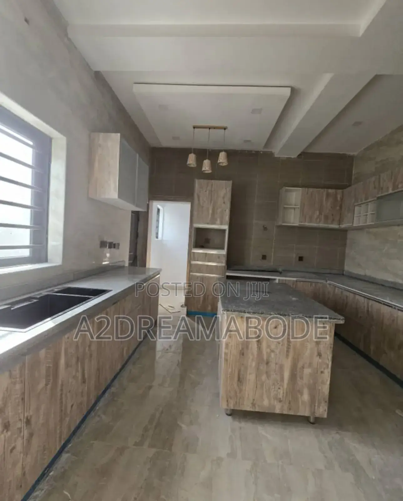5bdrm Duplex in Omole Phase 2 for rent