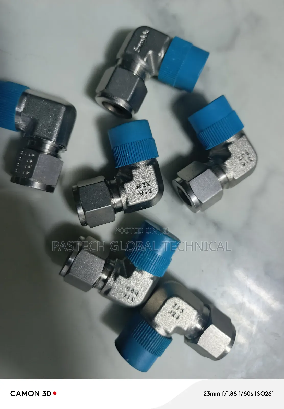 1⁄2" MNPT X 1⁄2" Od 90deg Connector
