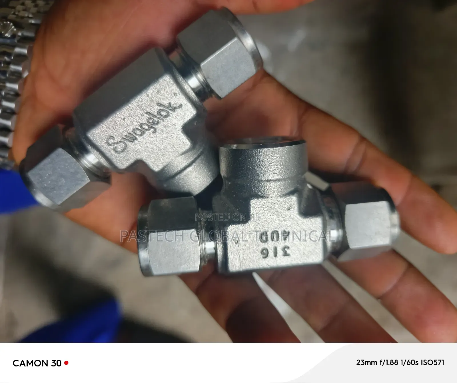 1⁄2" Od X 1⁄2" FNPT X1⁄2" Od Tee Connector