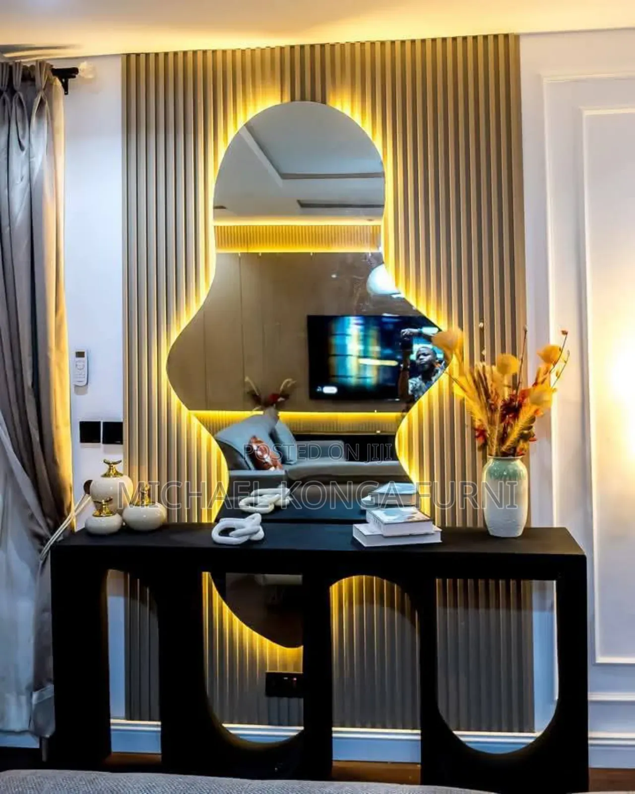 Beautiful Mirror Console