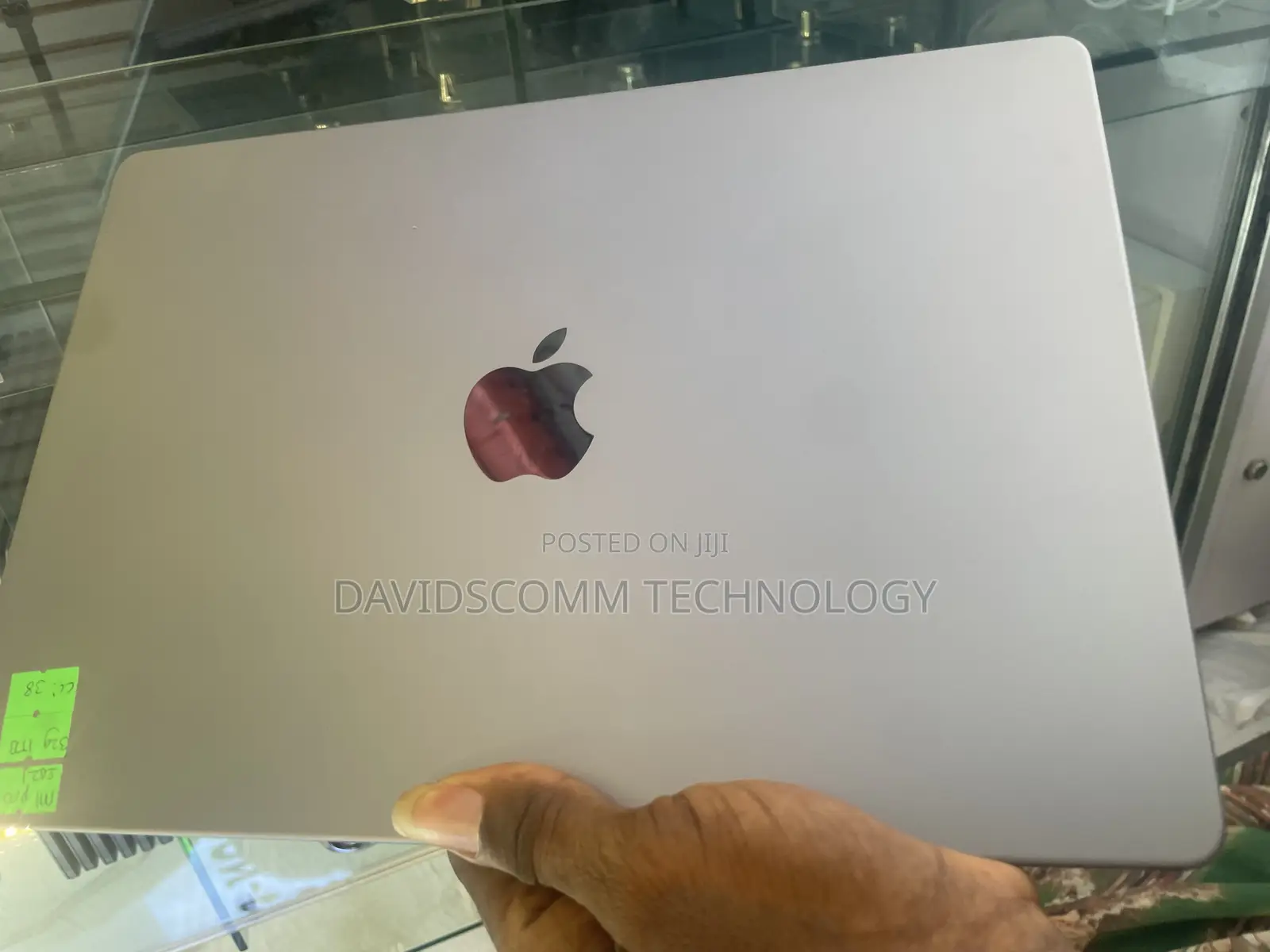 Laptop Apple MacBook Pro 2021 M1 32GB Apple M1 Pro SSD 1T