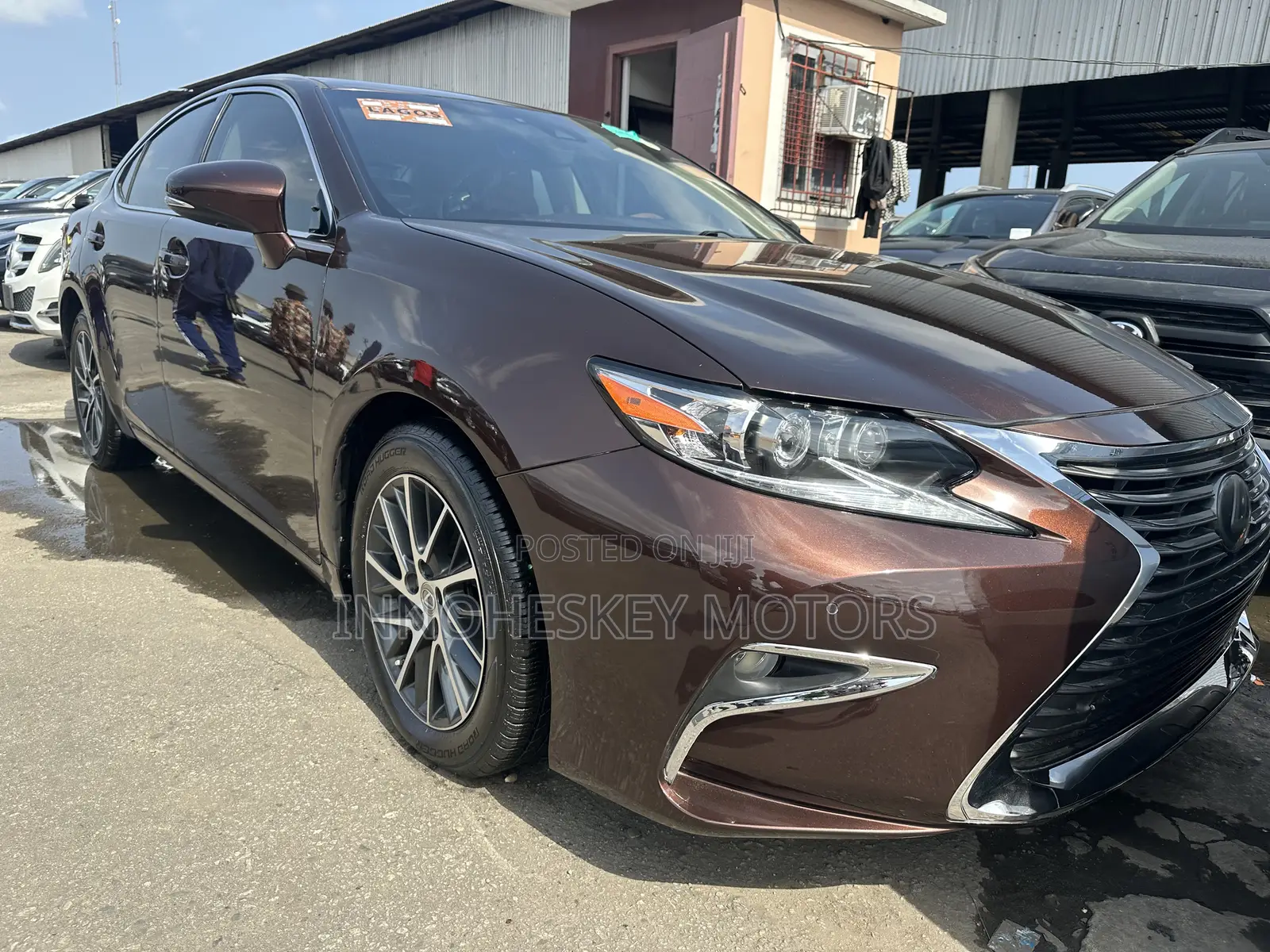 Lexus ES 350 FWD 2016 Brown
