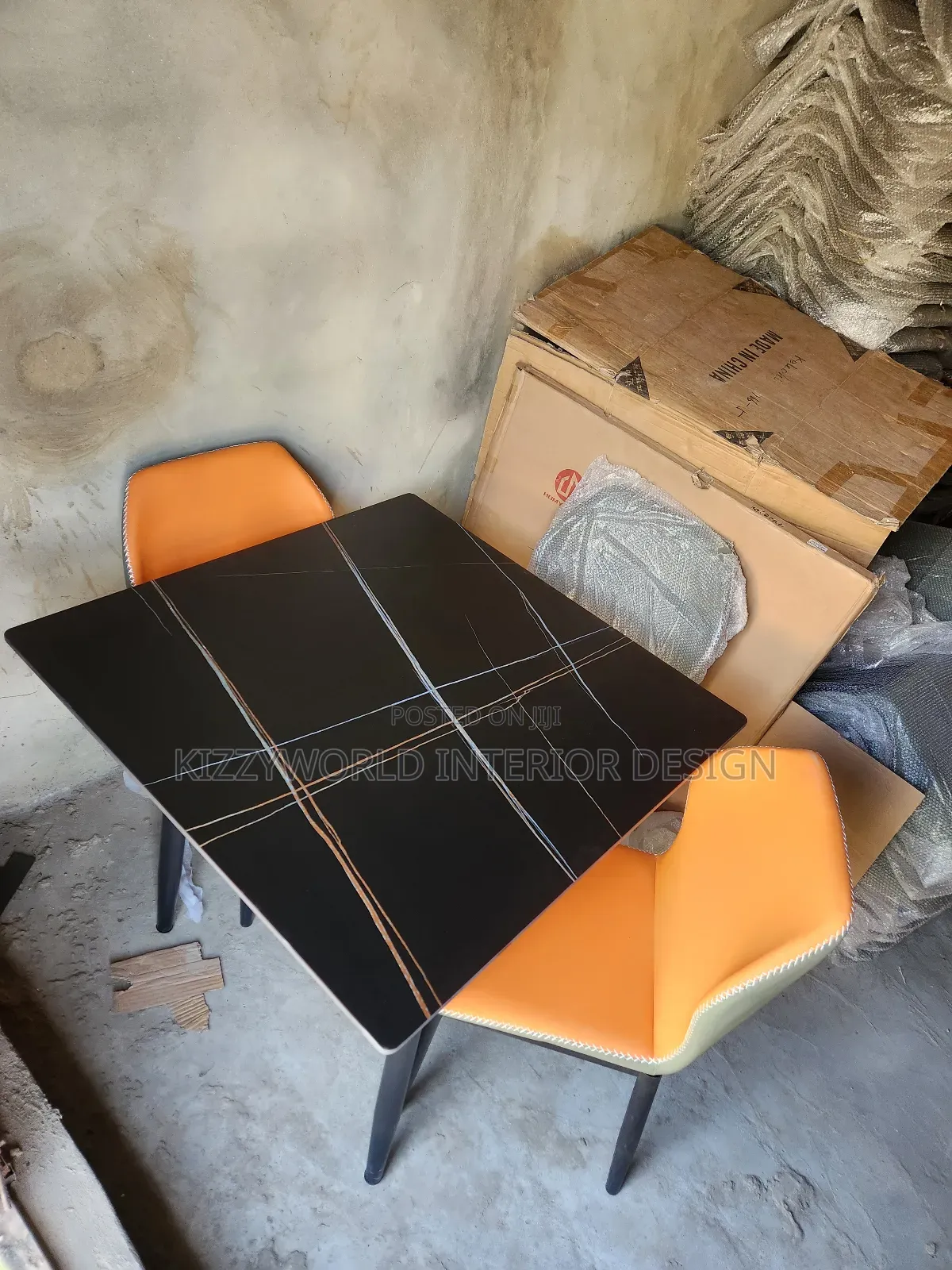 Marble Dining Table With 4 Chairs.