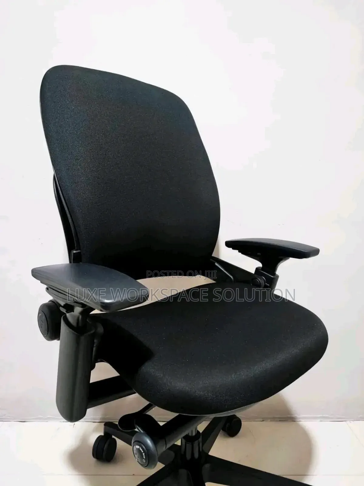 Steelcase Leap V2