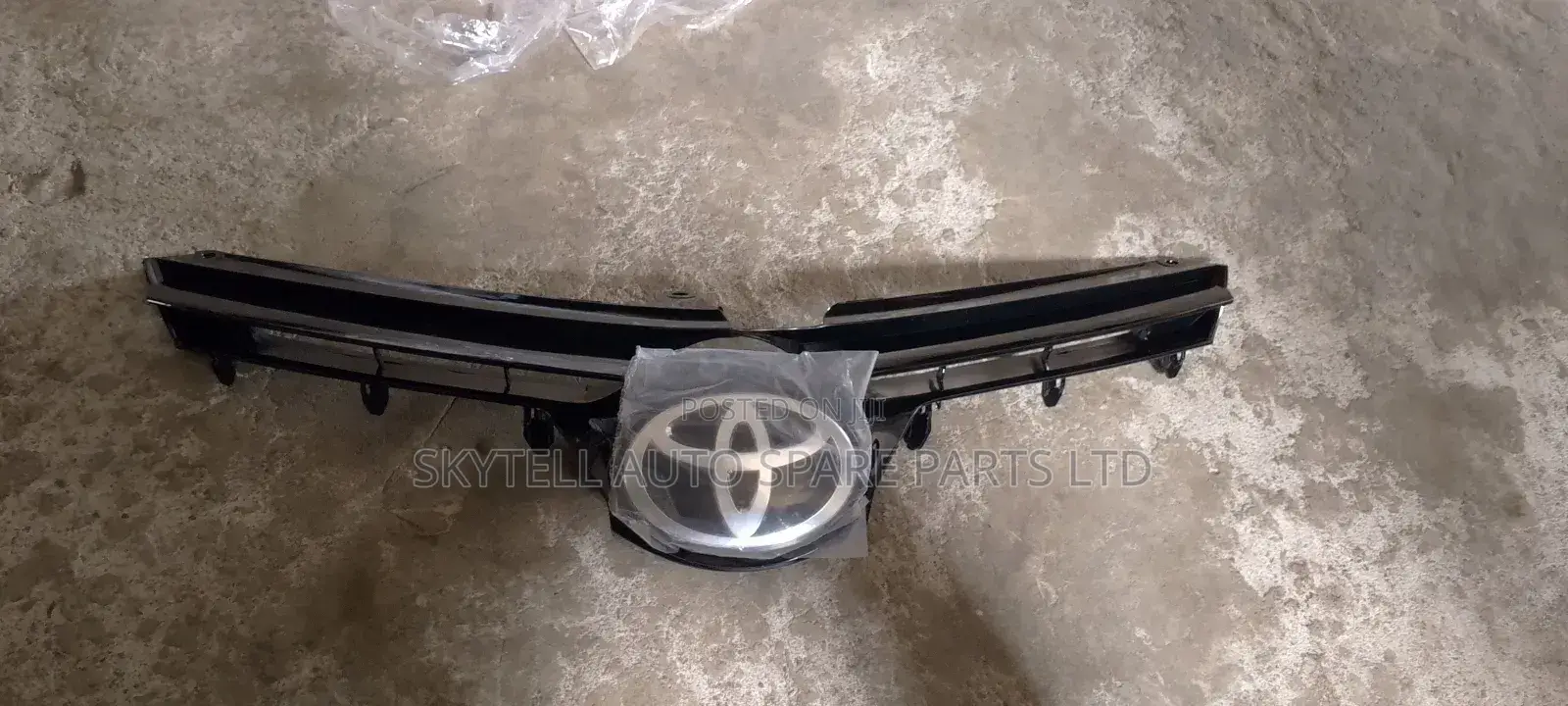 Front Grill For Toyota Corolla 2018