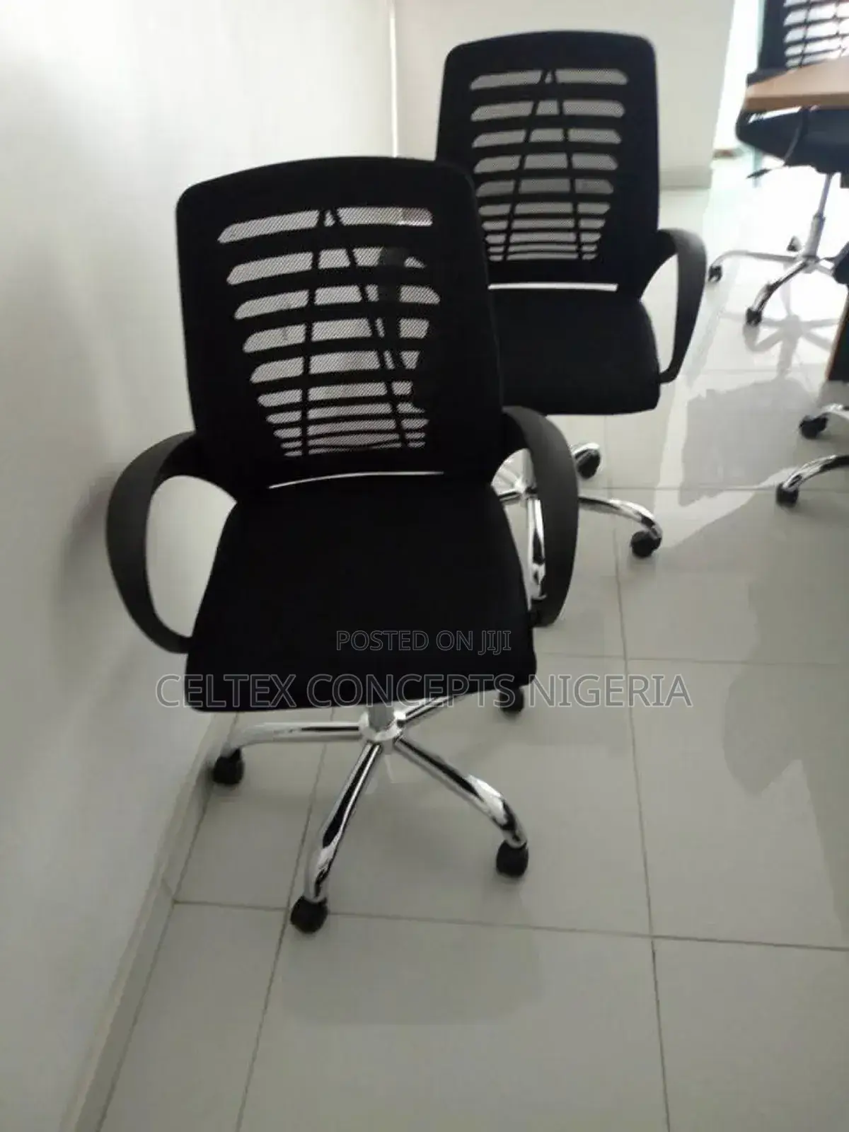 Original Swivel Chair