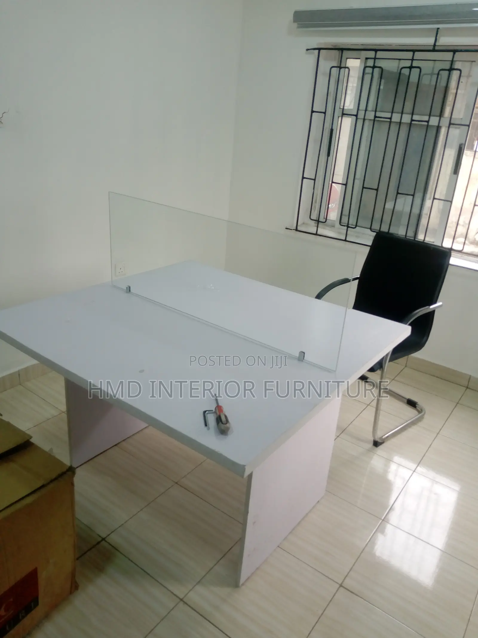 Unique Workstation Table 2in1