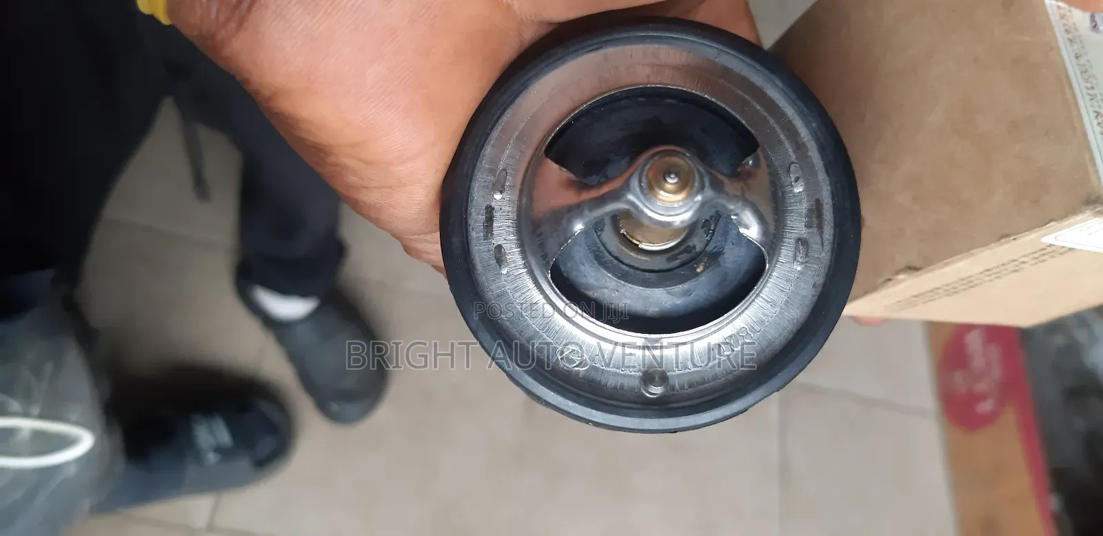 Thermostat Hyundai Santa Fe 2014 L3.3 /L3.8 Engine