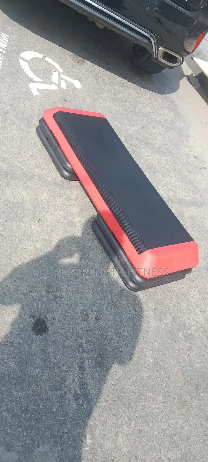 Commercial Aerobics Step Board With 4 Incline Leg Adjusters