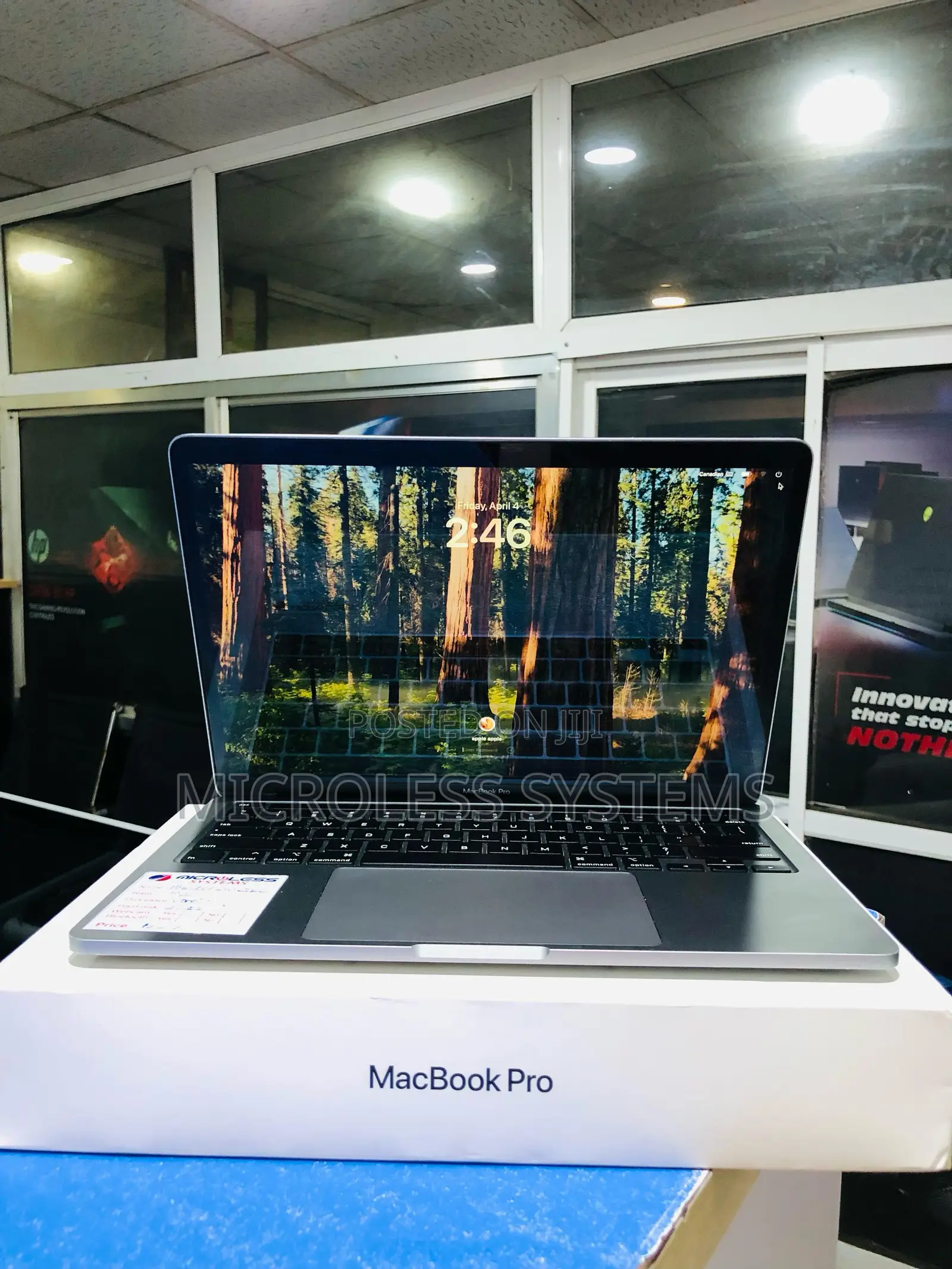 Laptop Apple MacBook Pro 2020 8GB Intel Core I5 SSD 256GB