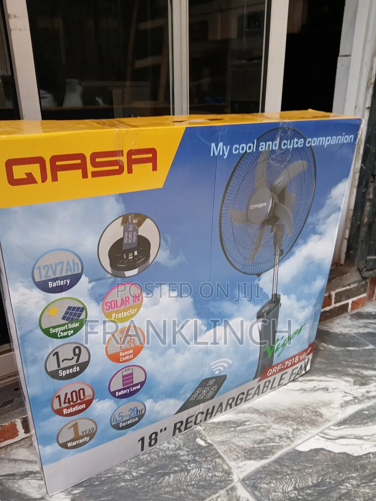 Qasa 18" Rechargeable Standing Fan.