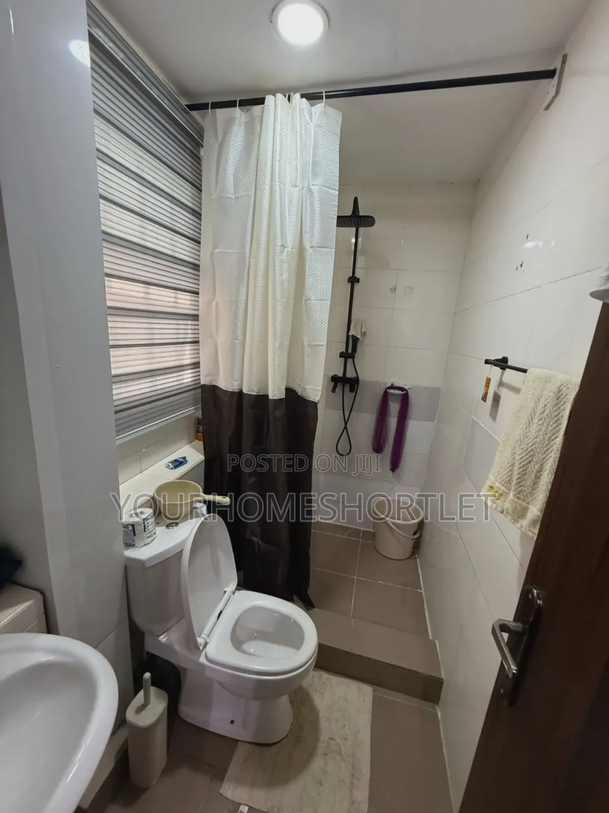 Spacious 3 Bedroom in an Estate Ogba