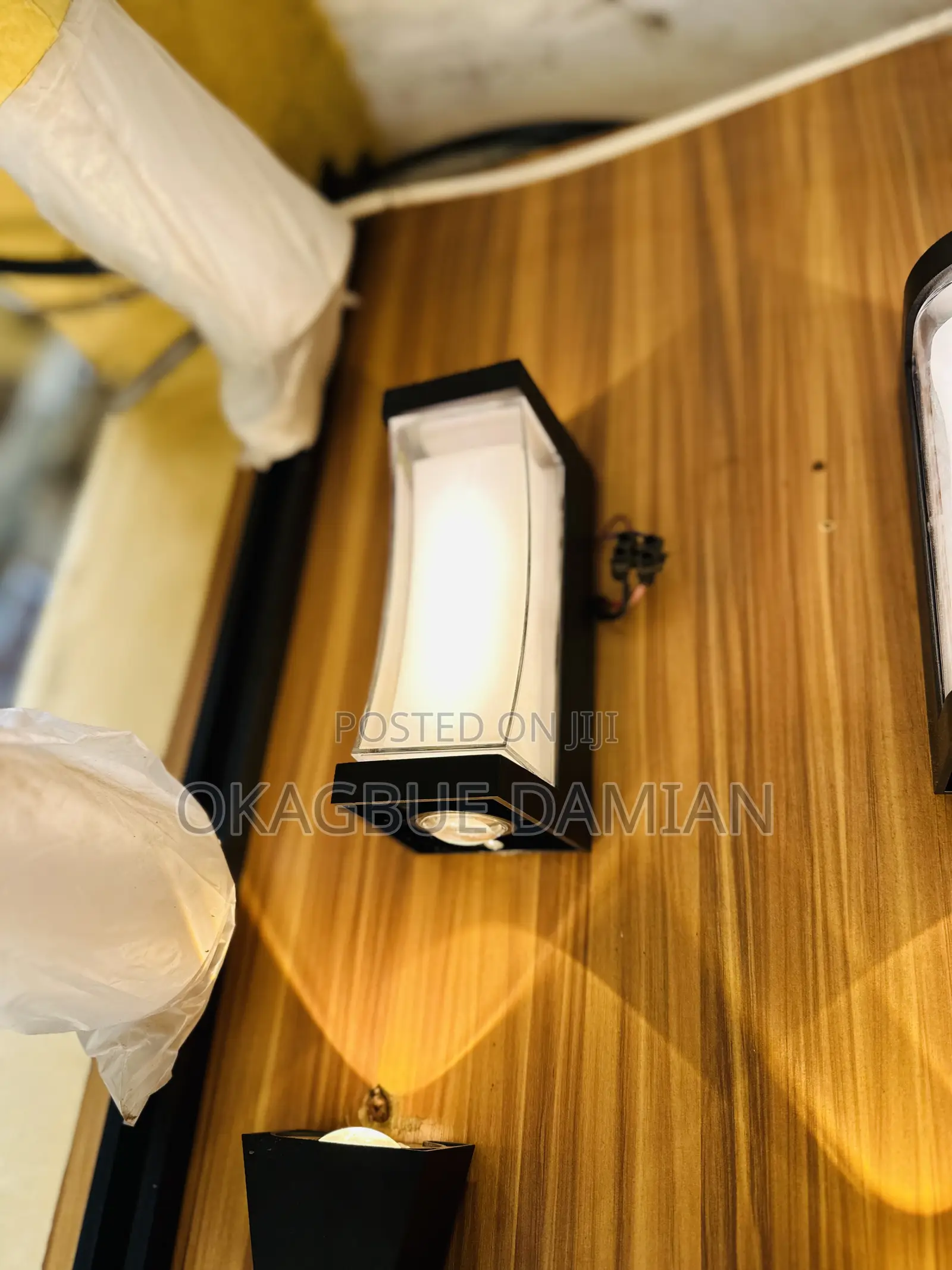 Outdoor/Indoor Cast Led Wall Lamp
