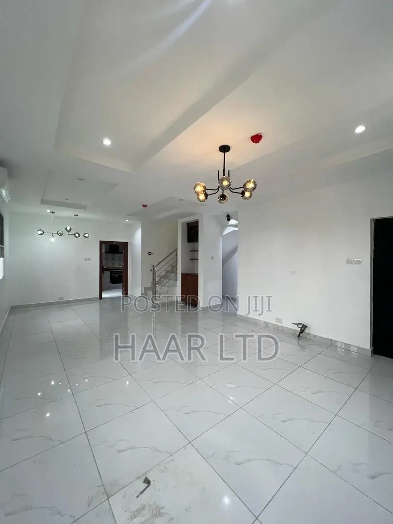 4bdrm Duplex in Ajah for sale
