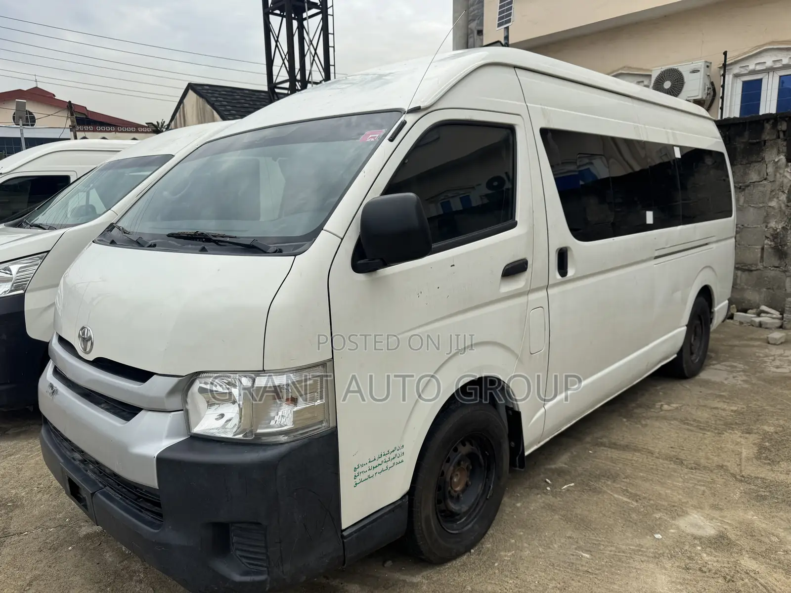 Toyota HiAce 2016 White