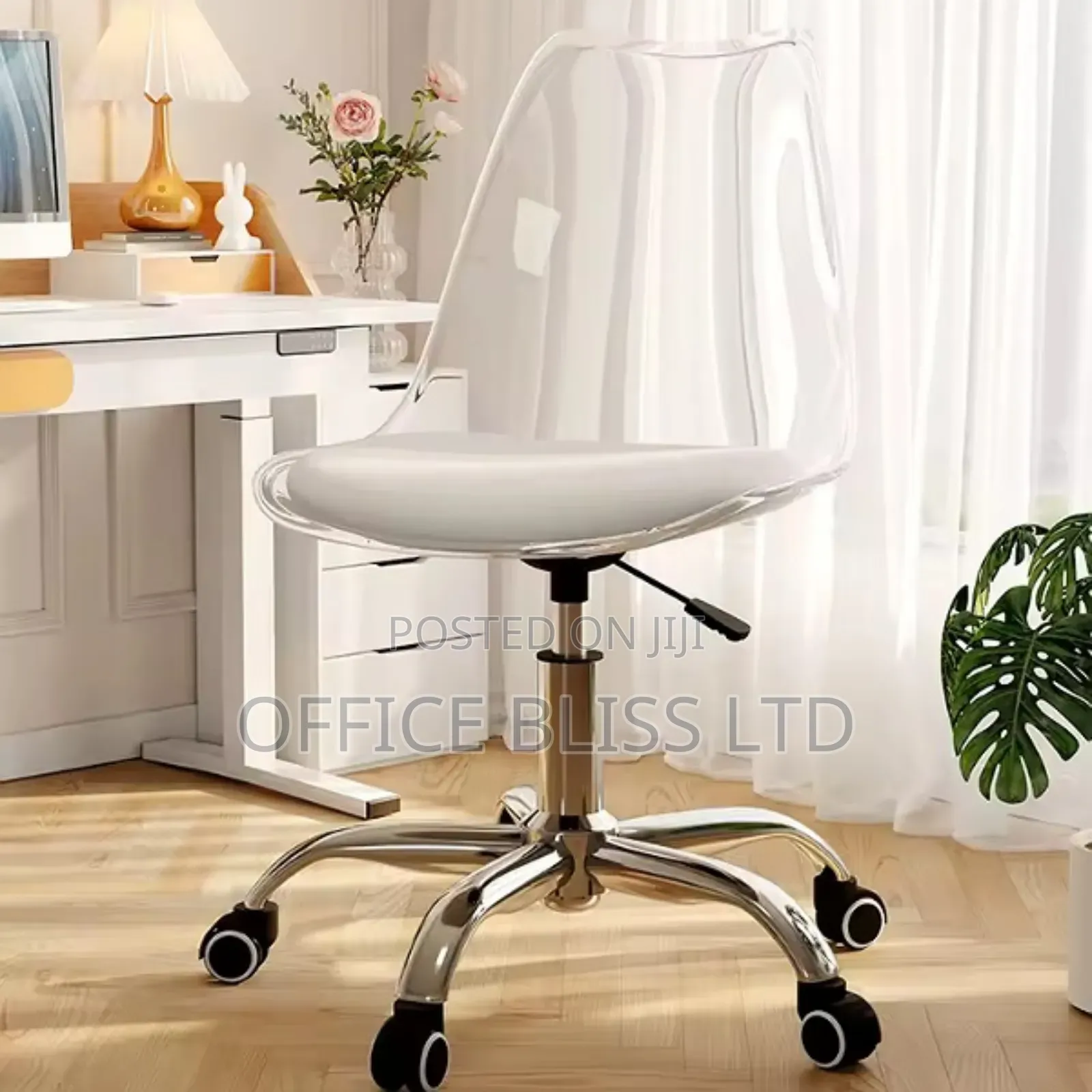 Ttransparent Studio Chair