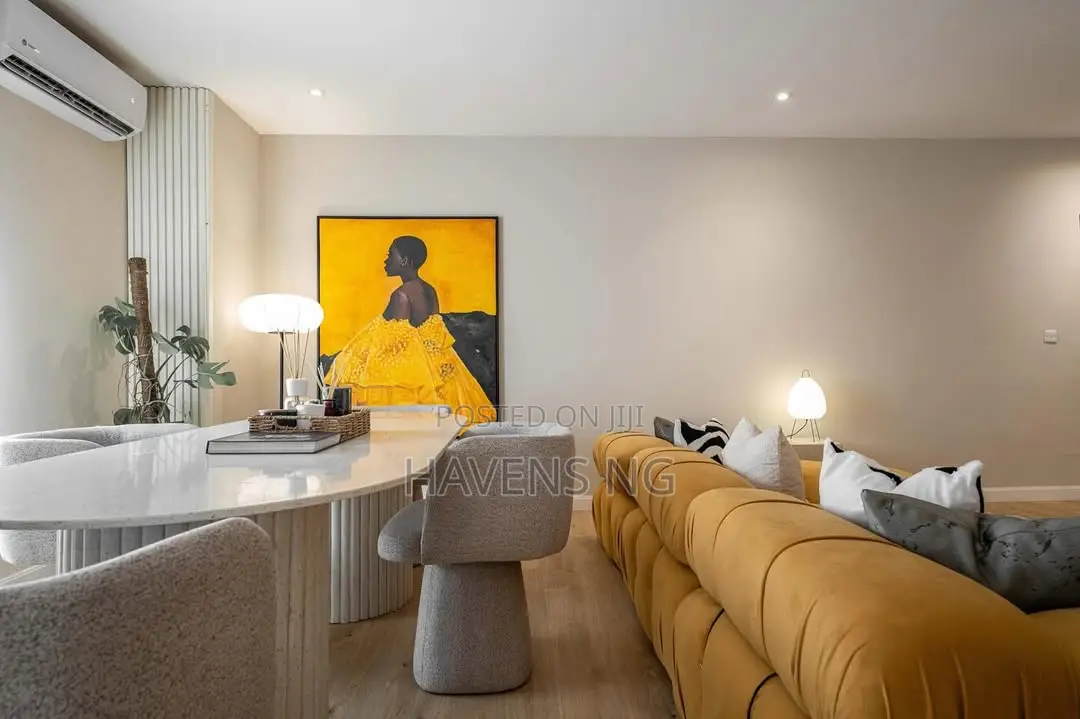 2-Bedroom Luxury Apartment for Short Let