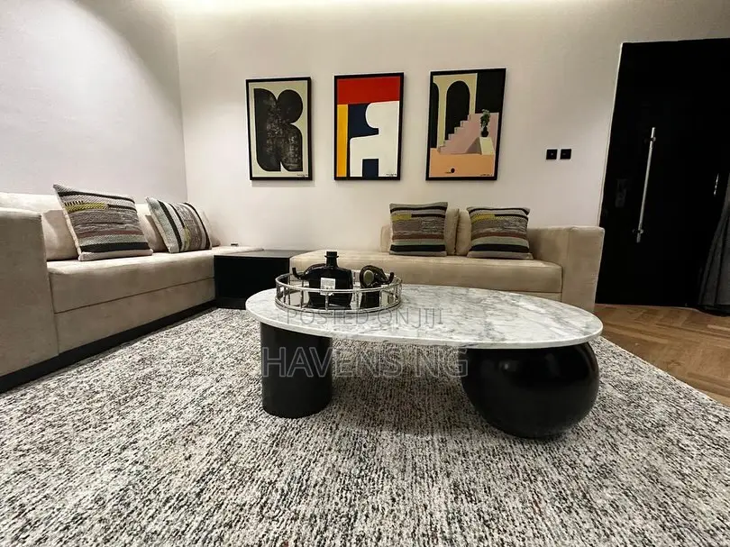 Luxury 2-Bedroom Penthouse Apartment