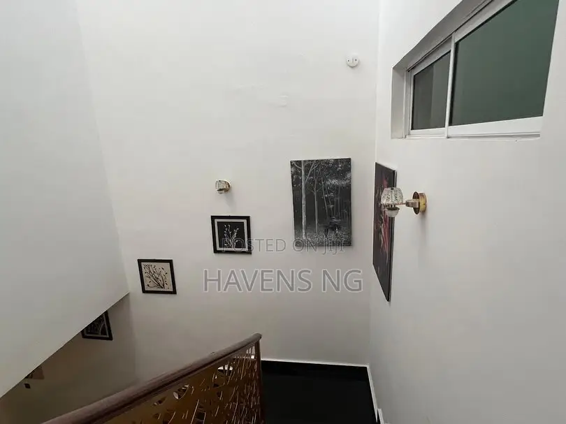 Luxury 3-Bedroom Terrace Duplex – Ikate, Lekki.