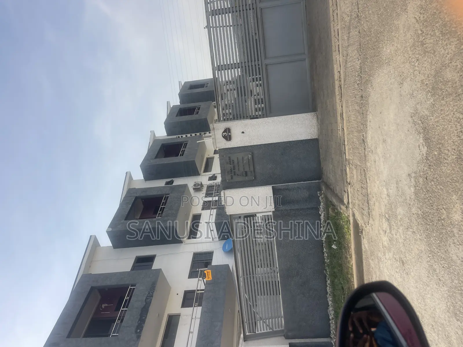 4bdrm Duplex in Jahi Gilmore Fct for rent