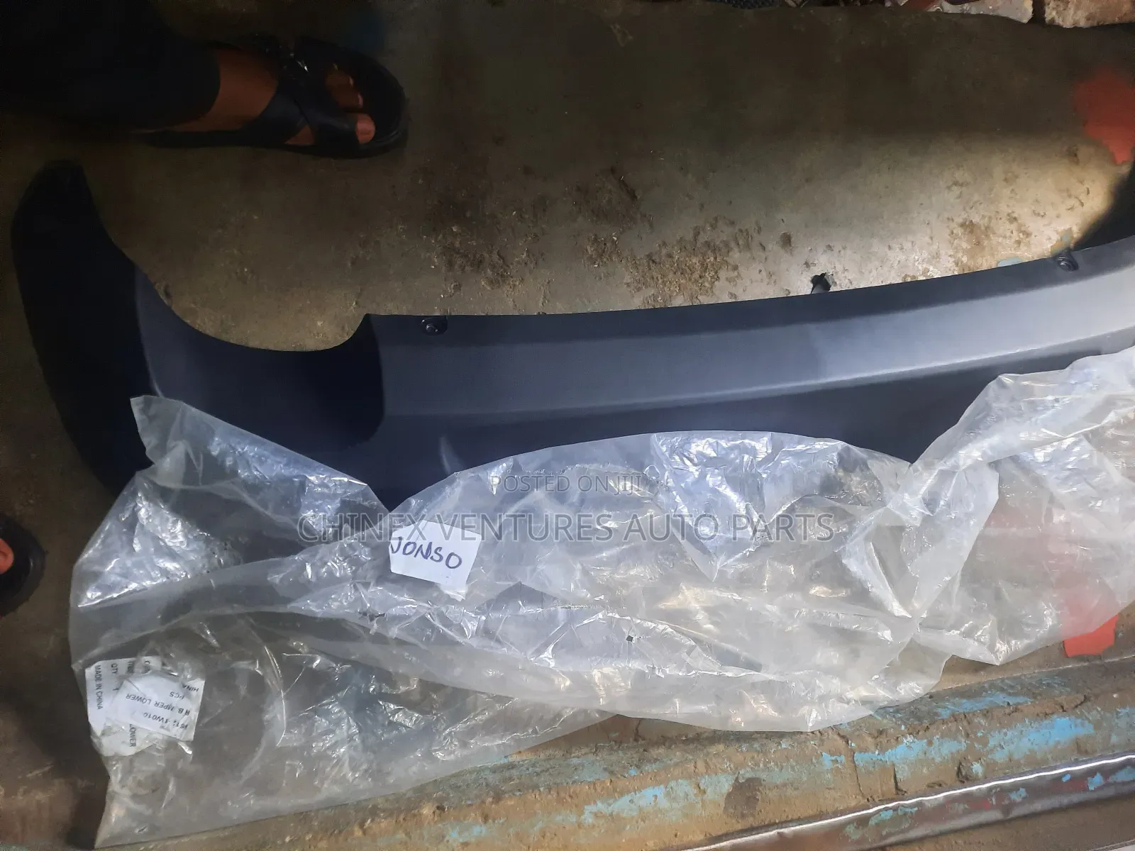 Back Bumper Down Crom Kia 2012