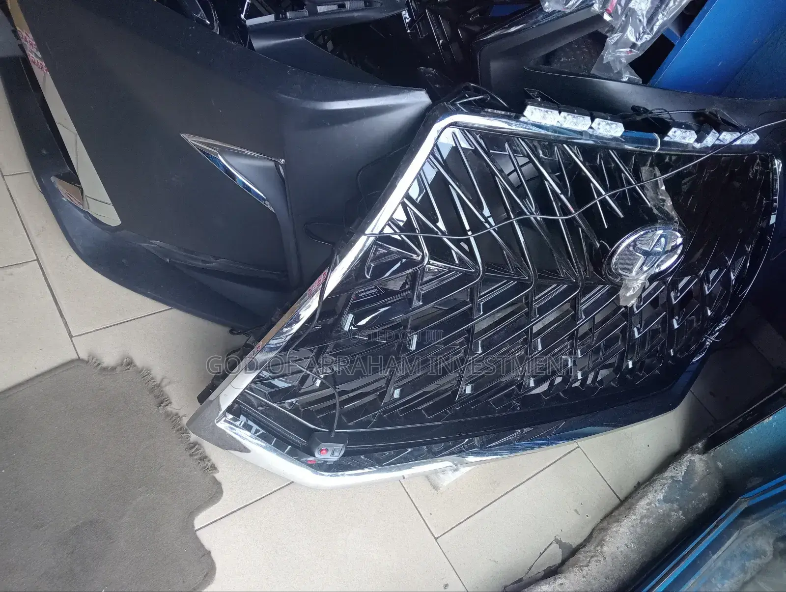 Front Grille Lexus 460 2020 Model