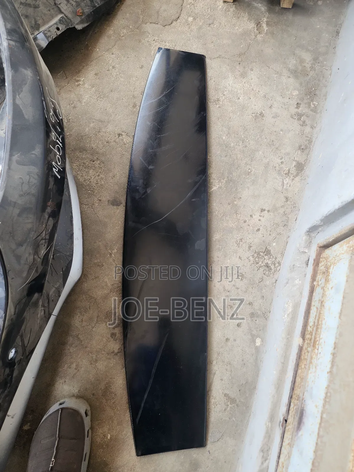 Front Glass C300 2017
