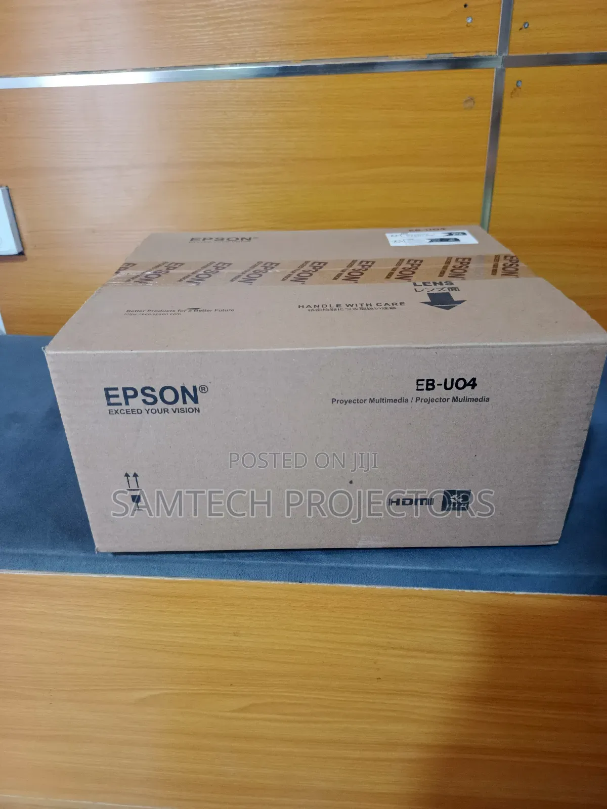 Epson Projector Full Hd. Home Cinema and Presentation