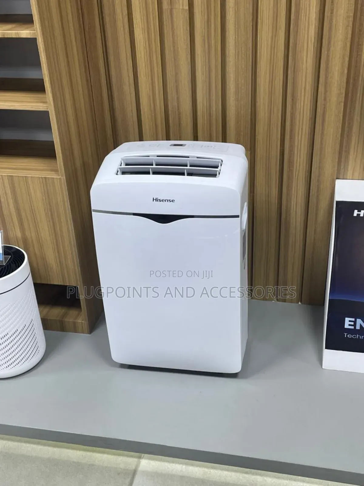 Hisense Portable / Mobile Air Condtioner 1.5hp