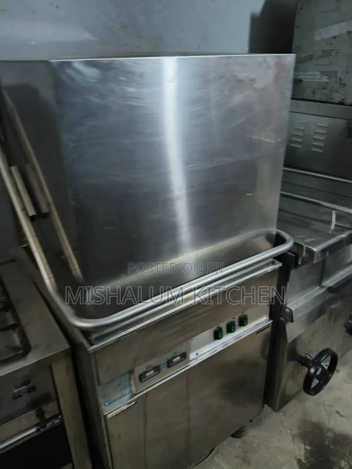 Kromo Hood 800 Commercial Hood-type Dishwasher