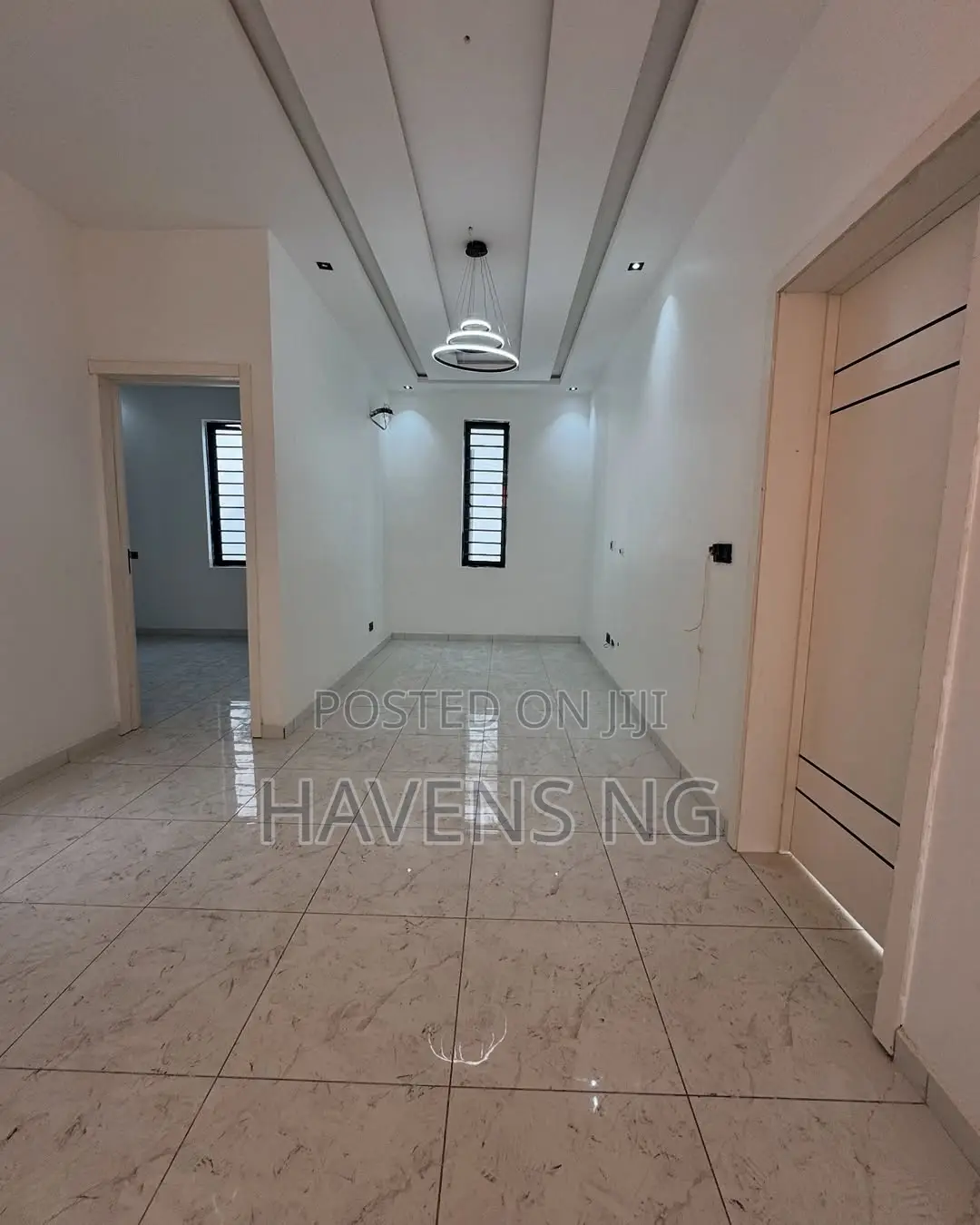 4bdrm Duplex in Agungi for sale