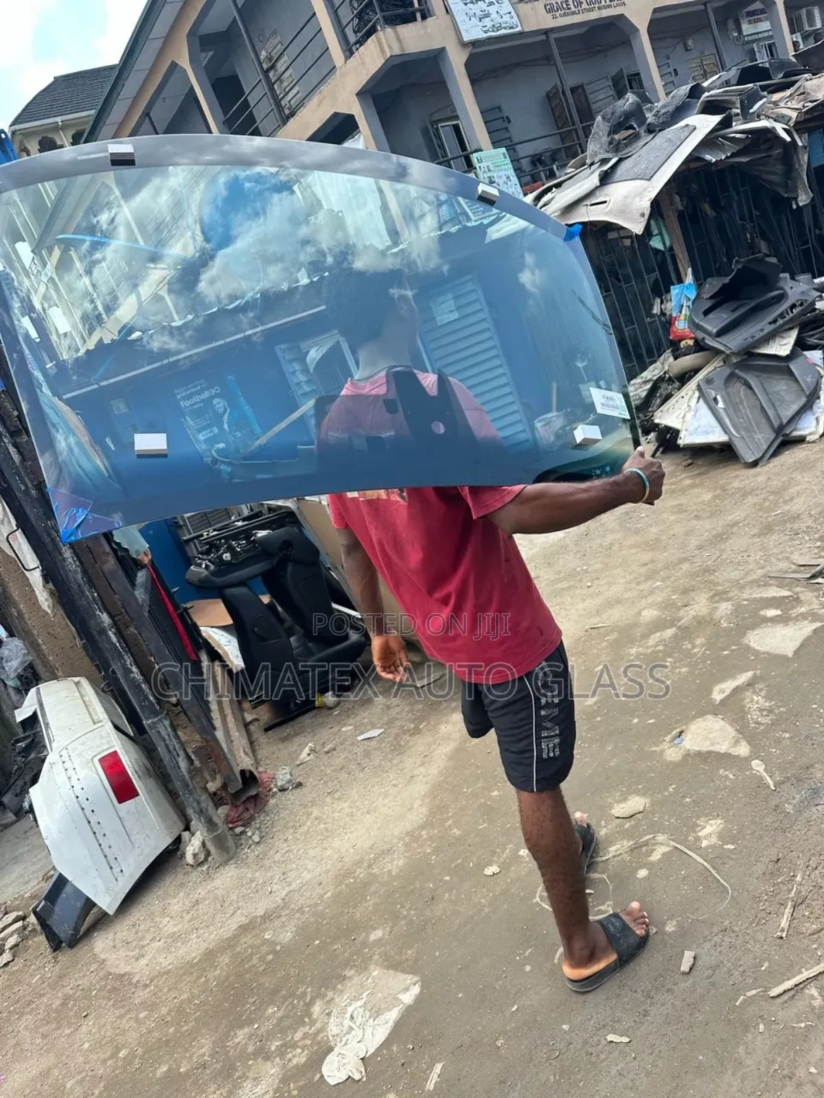 We Deliver and Install All Windscreen Glass B4 Payment