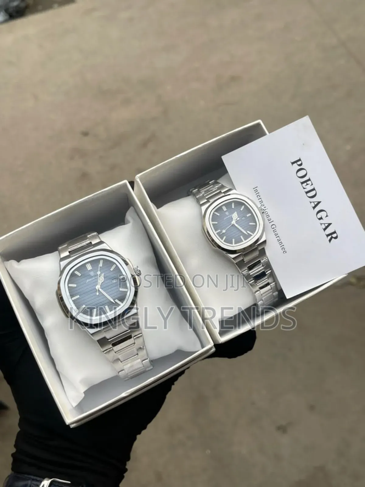 Poedagar Couples Chain Watch