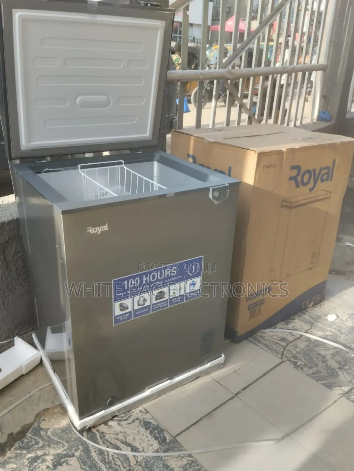 New Royal Deep Freezer 155 L Copper Low Consumption > 1yrs