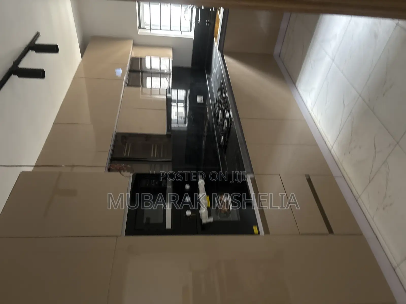 4bdrm Duplex in Gwarinpa for sale