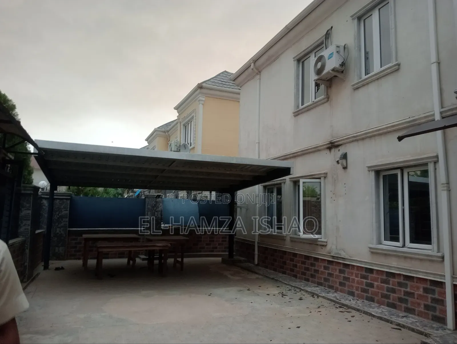 4bdrm Duplex in Porches Terrace, Idu for sale