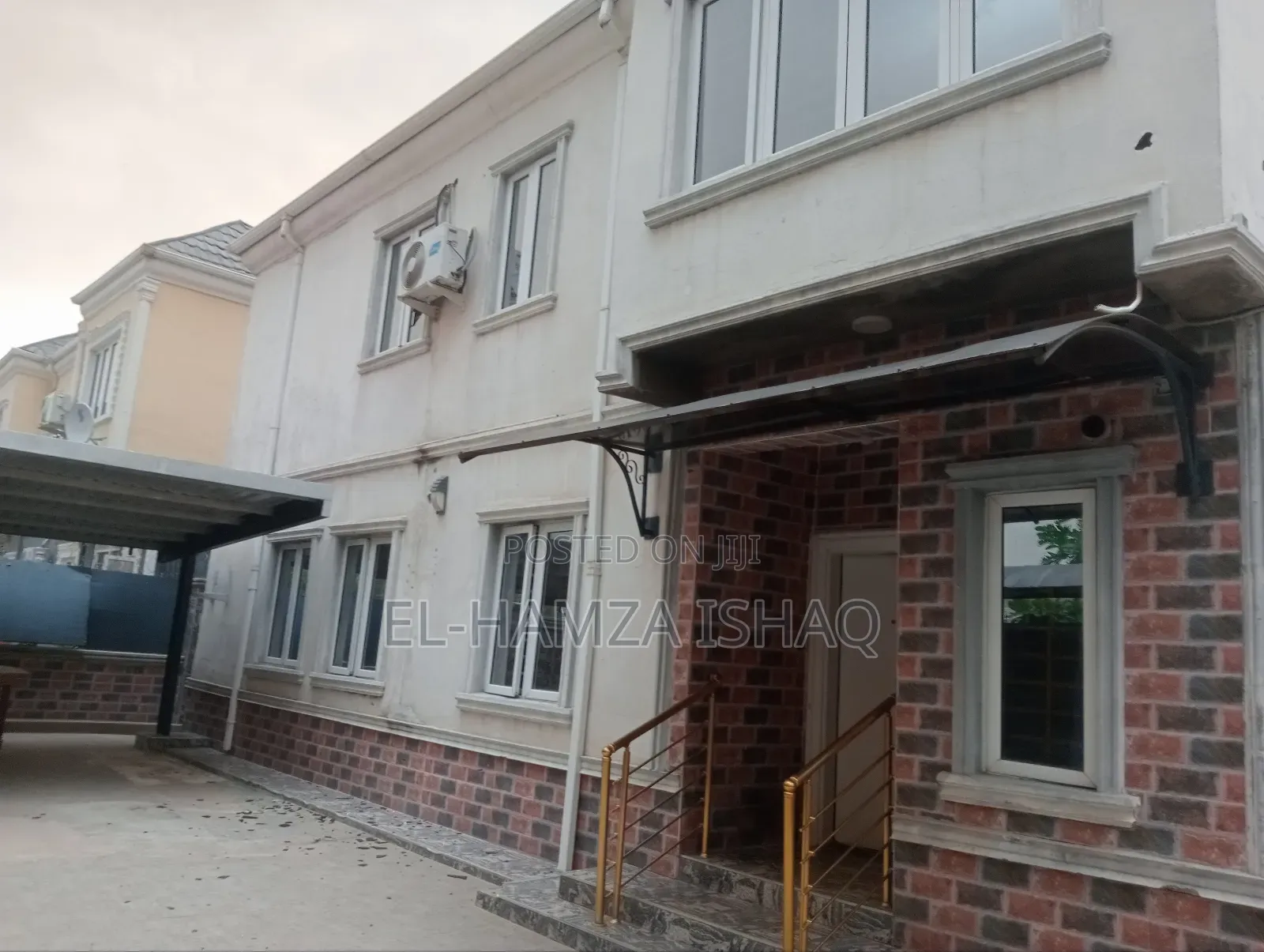 4bdrm Duplex in Porches Terrace, Idu for sale