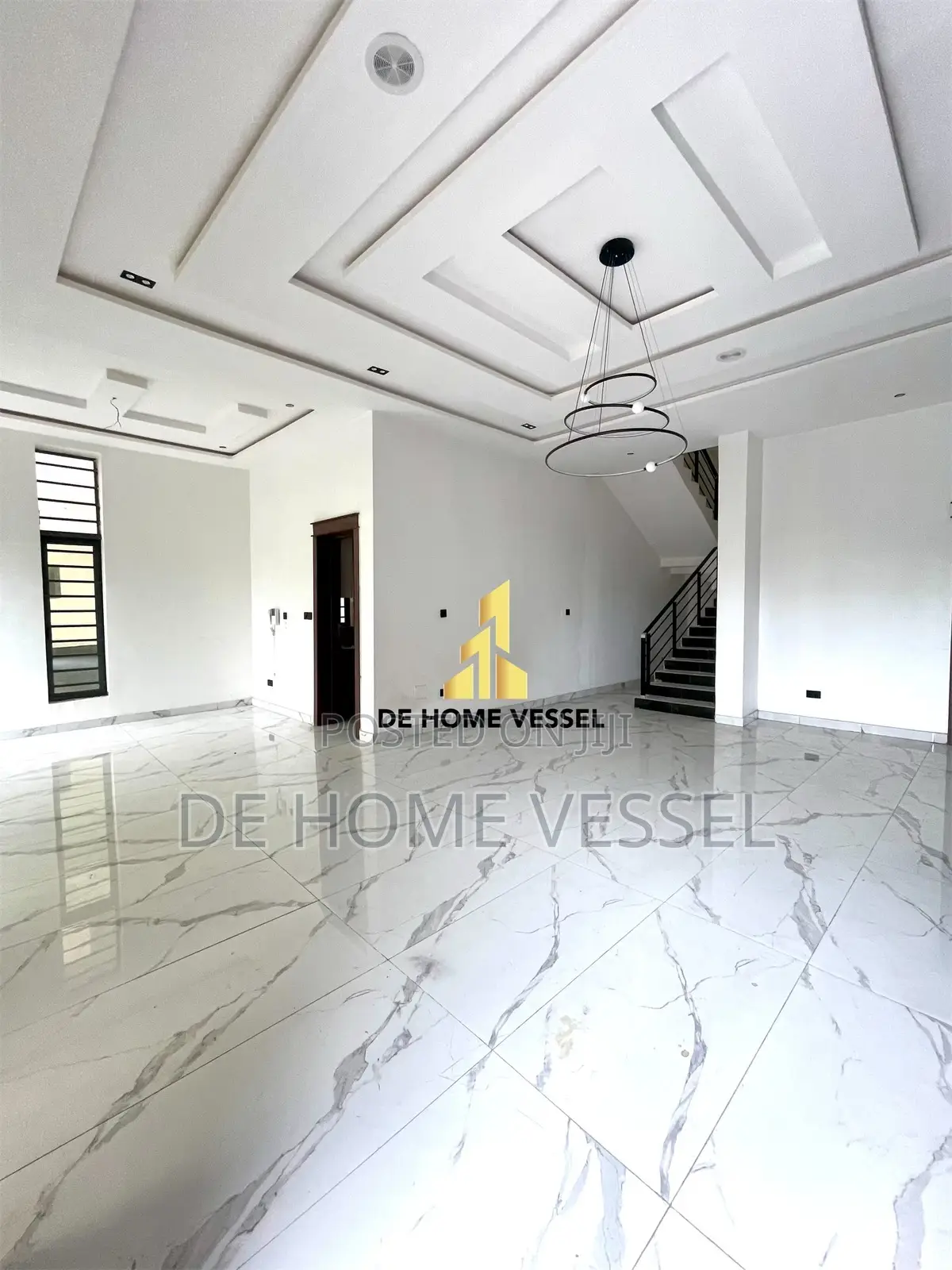 6bdrm Duplex in Ikate for sale
