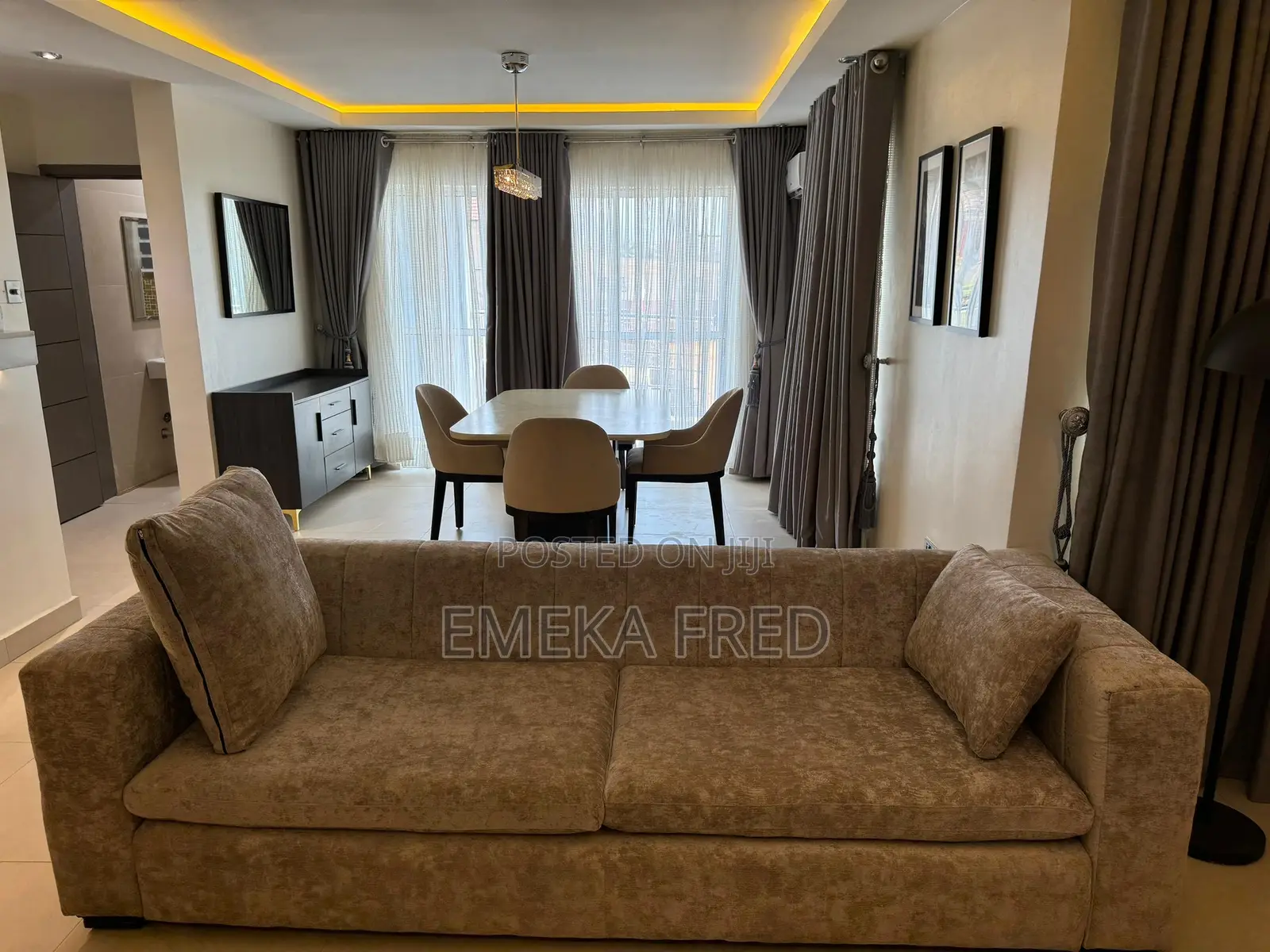 Luxury 1 Bedroom and Parlor