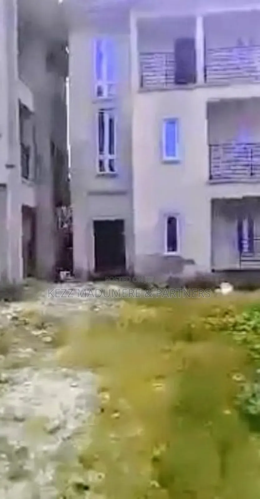 12bdrm Block of Flats in Off Sars Road Port for sale